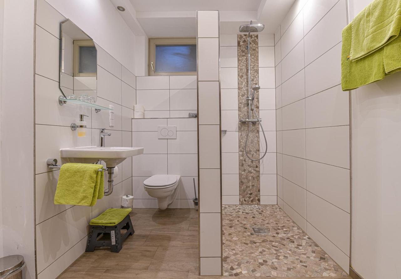Ernst-Ludwig-Promenade Appartement Bensheim Buitenkant foto